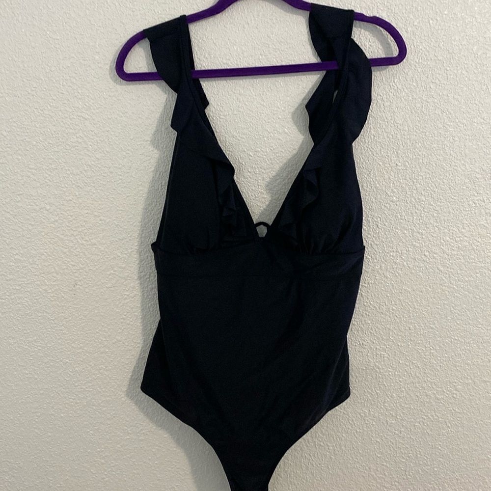 Sporlike-black ruffle one piece lace up back- Size XL